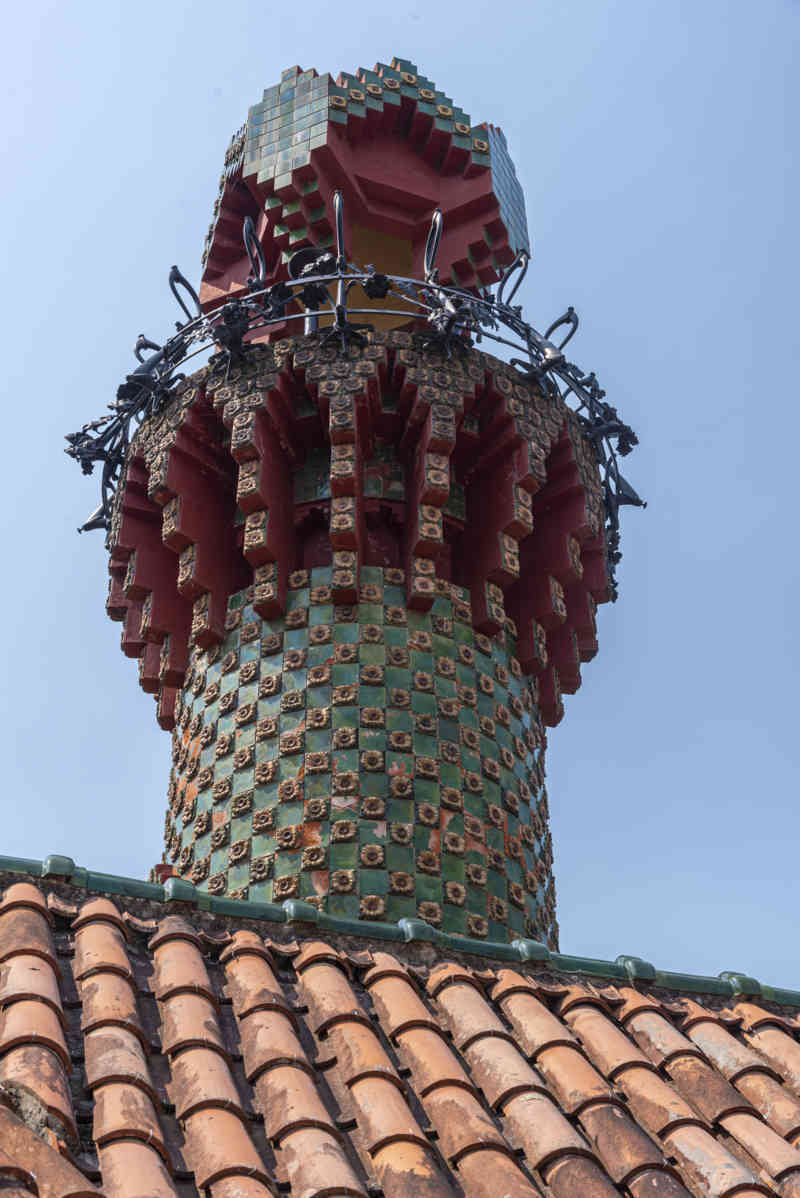 Cantabria 012 - Comillas - Villa Quijano o el Capricho de Gaudí.jpg